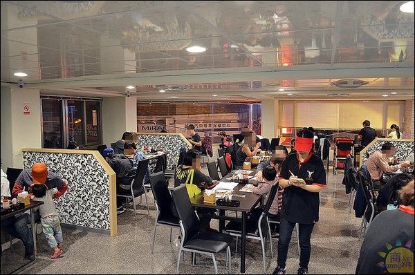 水武牛鮮切碳烤牛排館:台中西屯。水武牛炭燒牛排館/炭烤牛排專賣店。以克計價客製化現點鮮切自然牛。新開幕搶優惠