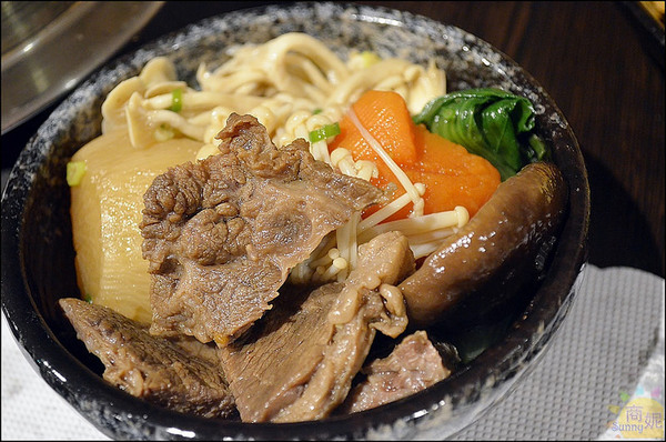 水武牛鮮切碳烤牛排館:台中西屯。水武牛炭燒牛排館/炭烤牛排專賣店。以克計價客製化現點鮮切自然牛。新開幕搶優惠