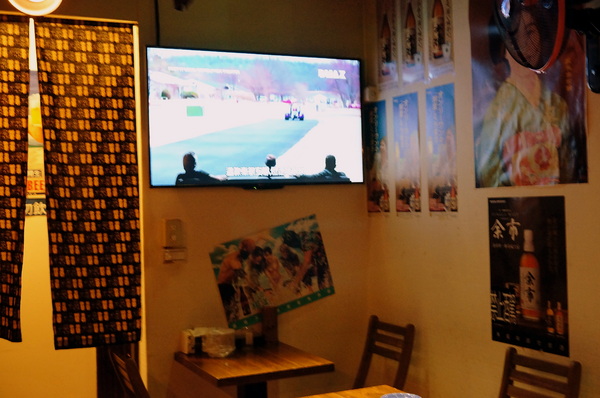 拾玖串燒酒場:(胖樺食記)台北市光復南路「拾玖串燒酒場」。海鮮串燒特色居酒屋適合放鬆小酌。