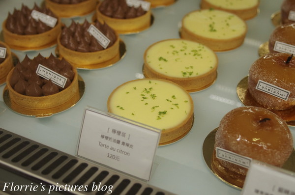 無二WUnique法式甜點烘焙坊:台北大安區美食~WUnique Pâtisserie 無二烘焙工作室(再訪)~淡雅的花香調蛋糕