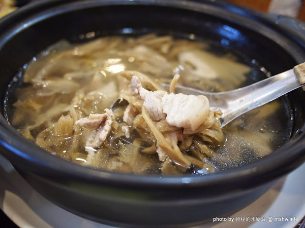 巧軒餐館：【食記】苗栗巧軒餐館@公館石圍牆 : 田媽媽系列!口味進步的客家菜,這次有驚豔到…