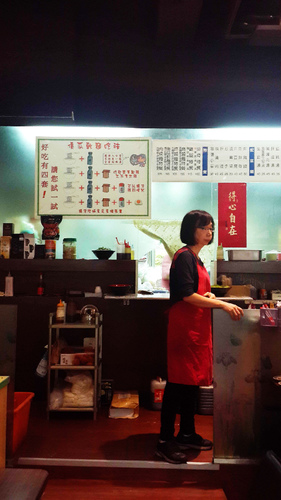 面麵俱到麵食館：【羽諾食記】吳興商圈~面麵具到