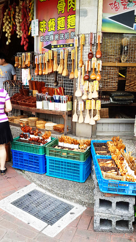 大腸麵線脆皮臭豆腐：【羽諾遊記】鶯歌老街脆皮臭豆腐