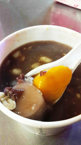 新大興刀削冰店：【羽諾食記】藏身在通化夜市的超美味刀削冰