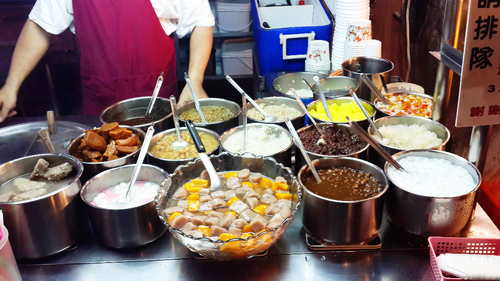 新大興刀削冰店：【羽諾食記】藏身在通化夜市的超美味刀削冰