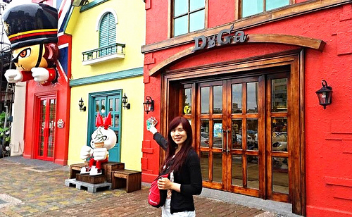 Doga香酥脆椒:【台南美食】台南安平DOGA香酥脆椒~安平旗艦店自虐式的團購刷嘴零食