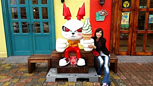 Doga香酥脆椒:【台南美食】台南安平DOGA香酥脆椒~安平旗艦店自虐式的團購刷嘴零食