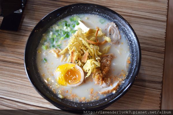 赤初 杭州酒釀麻辣麵食(旗艦店)：★台電大樓赤初-杭州酒釀麻辣麵食旗艦店(ipeen口碑)