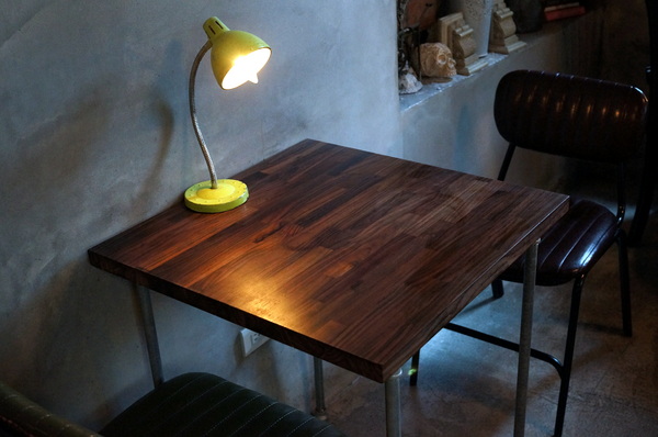 2J CAFE：(胖樺食記)台北市捷運大安森林公園站韓系咖啡廳2J Café。好咖啡伴隨一整天的寧靜愜意。