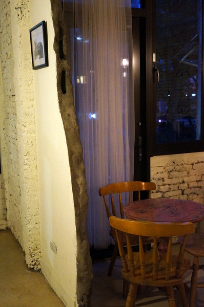 2J CAFE：(胖樺食記)台北市捷運大安森林公園站韓系咖啡廳2J Café。好咖啡伴隨一整天的寧靜愜意。