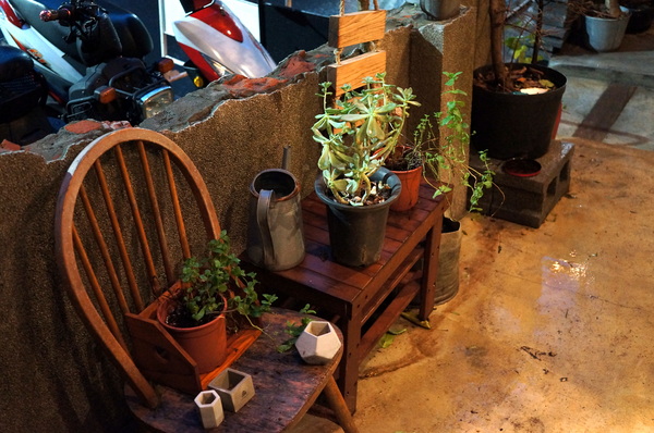 2J CAFE：(胖樺食記)台北市捷運大安森林公園站韓系咖啡廳2J Café。好咖啡伴隨一整天的寧靜愜意。