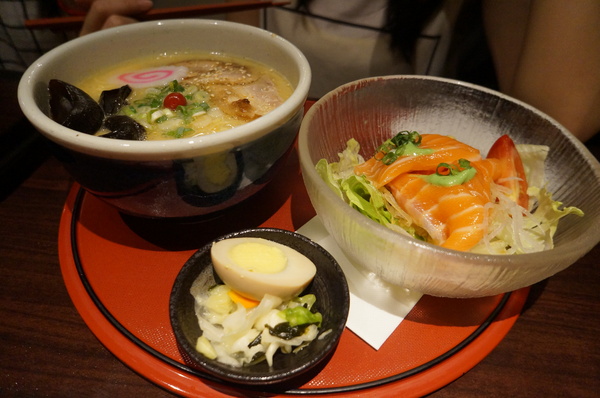 山頭火拉麵(台北復興店)：山頭火 N訪目前最滿意的拉麵