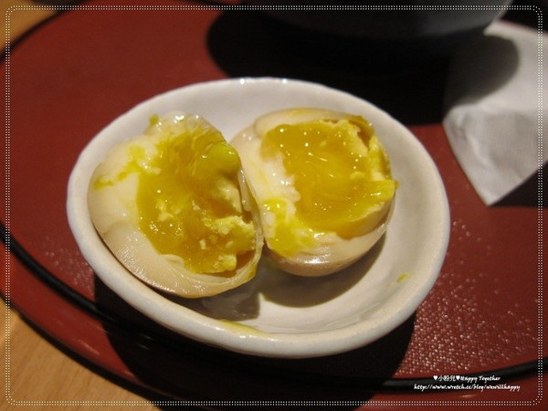 山頭火拉麵(台北復興店)：▌食記 ▌這天氣就是要吃拉麵!!山頭火拉麵♥忘不了的好滋味