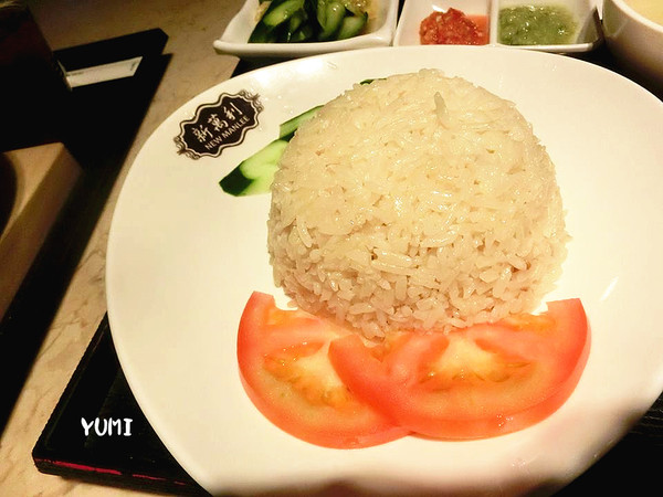 新萬利肉骨茶(中友百貨):【口碑券§第78彈】馬來西亞經典美食~你今天想吃哪道? 海南雞V.S皇家肉骨茶@新萬利肉骨茶(中友百貨)