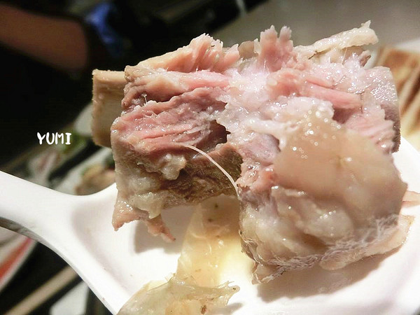 新萬利肉骨茶(中友百貨):【口碑券§第78彈】馬來西亞經典美食~你今天想吃哪道? 海南雞V.S皇家肉骨茶@新萬利肉骨茶(中友百貨)