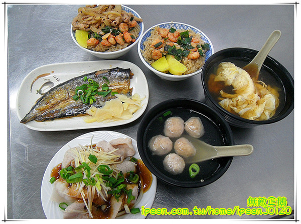 集鮮蝦仁飯:【台南-永康區】平民美食..柴魚拌飯+蝦仁..好吃! 大推鴨蛋湯!~《集鮮蝦仁飯》