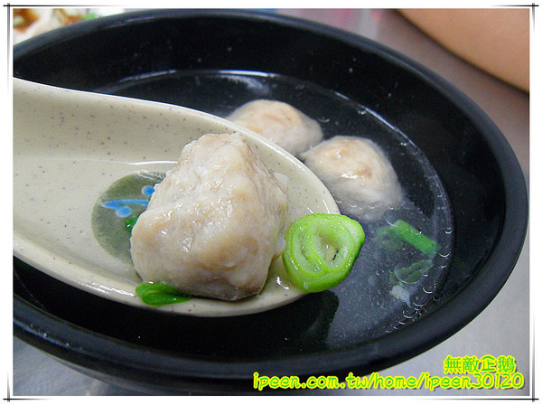 集鮮蝦仁飯:【台南-永康區】平民美食..柴魚拌飯+蝦仁..好吃! 大推鴨蛋湯!~《集鮮蝦仁飯》