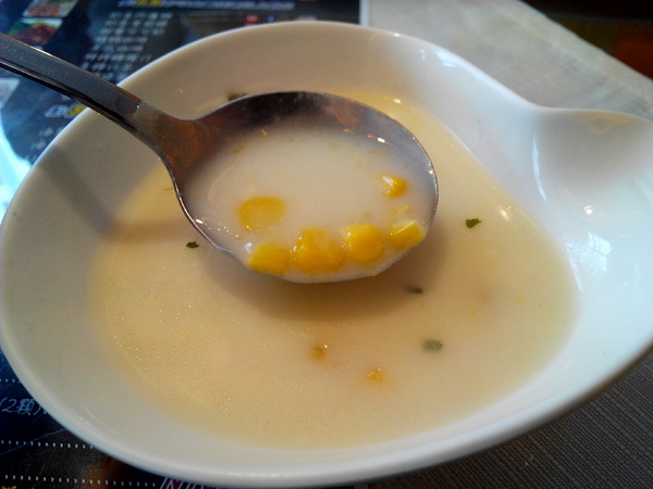 Sunny Pasta陽光義式廚坊：【永康區】Sunny Pasta 陽光義式廚坊。高CP值平價餐點，暖暖米布丁新奇好吃