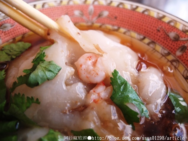 黃氏蝦仁肉圓:【美食特搜。台南中西區】黃氏蝦仁肉圓。招牌火燒蝦肉圓 現撈現做 數量不定 百年傳承的好滋味