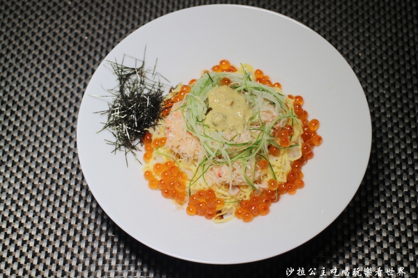 鼎膾一品涮涮鍋:大安‧信義商業午餐『鼎膾北海道毛蟹專賣店』水信玄餅/晶凍蟹肉蓋飯