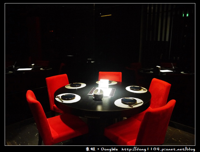 【台北食記】鼎膾一品涮涮鍋信義旗艦店。北海道毛蟹專賣