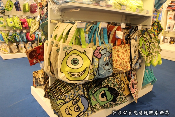 迪士尼‧皮克斯夏日快閃店:暑假免費親子活動『迪士尼‧皮克斯 夏日快閃店』新光三越台北南西店