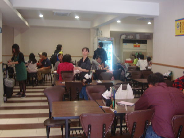 豪香熱炒：[台北]公館豪香熱炒<一到用餐座無虛席