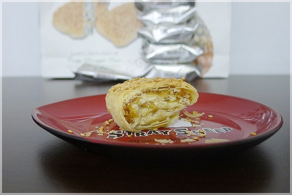 燒餅鳳梨酥：燒餅鳳梨酥