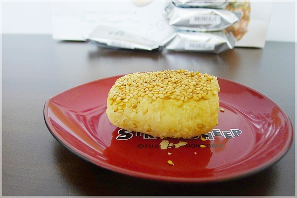 燒餅鳳梨酥：燒餅鳳梨酥