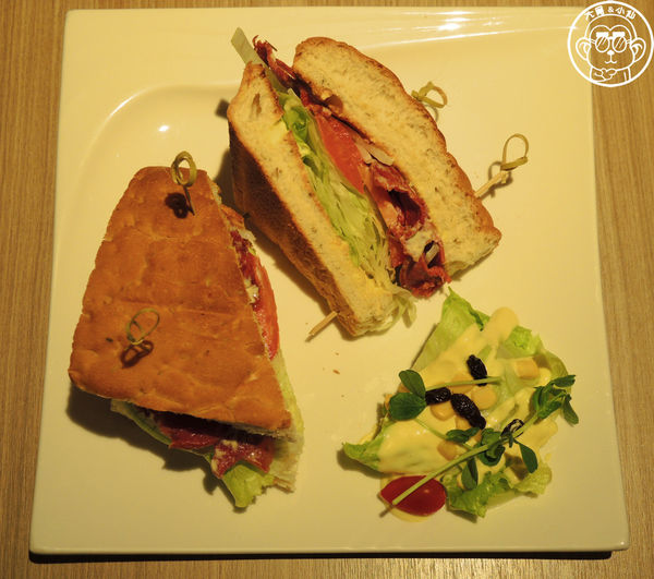 La Bon Cafe：呷飽祙【台北信義･La Bon Café】輕食加拉花咖啡享受好的時光