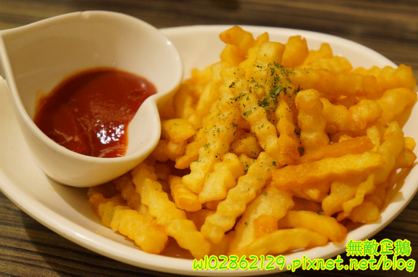 奶奶的熊熊：【台南-安平區】熊熊x童話..精緻套餐不精緻!~