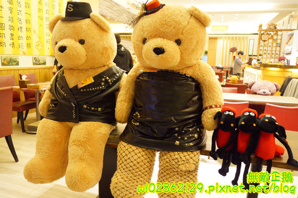 奶奶的熊熊：【台南-安平區】熊熊x童話..精緻套餐不精緻!~