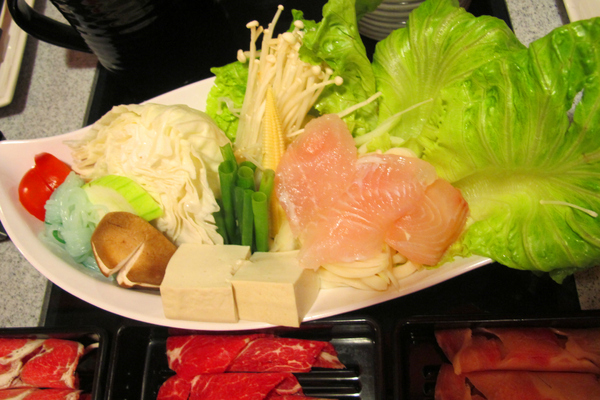 福豆屋(德安店)：[台南]壽喜燒X鐵板燒雙重滿足 福豆屋(德安店)