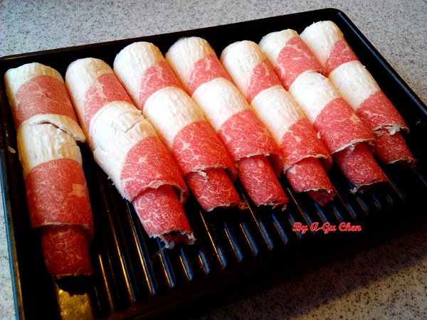 福豆屋(德安店)：【臺南Ω東區】福豆屋（德安店）。高ＣＰ值的壽喜燒與多種鐵板燒一次吃到飽，還能盡情享用哈根達斯和明治冰品