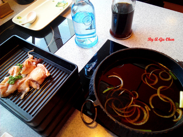 福豆屋(德安店)：【臺南Ω東區】福豆屋（德安店）。高ＣＰ值的壽喜燒與多種鐵板燒一次吃到飽，還能盡情享用哈根達斯和明治冰品