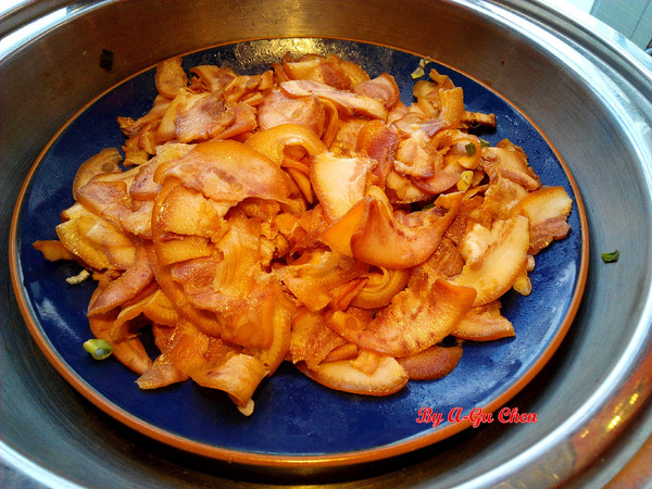 福豆屋(德安店)：【臺南Ω東區】福豆屋（德安店）。高ＣＰ值的壽喜燒與多種鐵板燒一次吃到飽，還能盡情享用哈根達斯和明治冰品