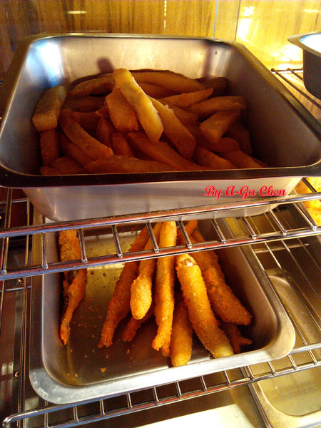 福豆屋(德安店)：【臺南Ω東區】福豆屋（德安店）。高ＣＰ值的壽喜燒與多種鐵板燒一次吃到飽，還能盡情享用哈根達斯和明治冰品