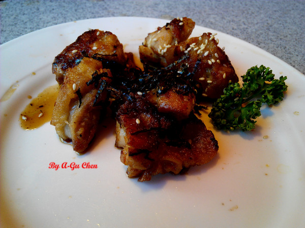 福豆屋(德安店)：【臺南Ω東區】福豆屋（德安店）。高ＣＰ值的壽喜燒與多種鐵板燒一次吃到飽，還能盡情享用哈根達斯和明治冰品