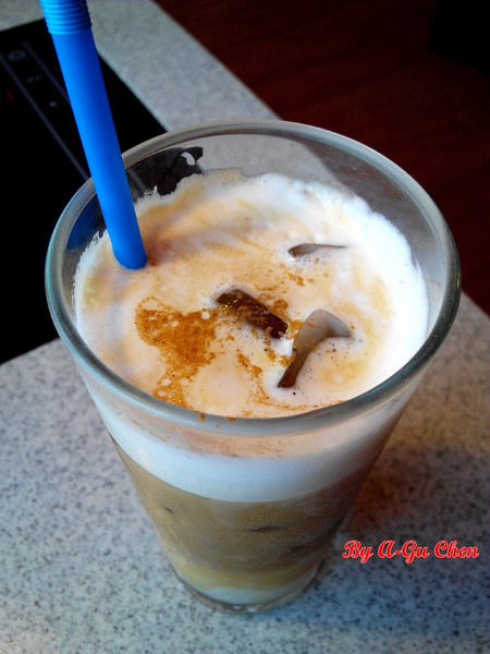 福豆屋(德安店)：【臺南Ω東區】福豆屋（德安店）。高ＣＰ值的壽喜燒與多種鐵板燒一次吃到飽，還能盡情享用哈根達斯和明治冰品