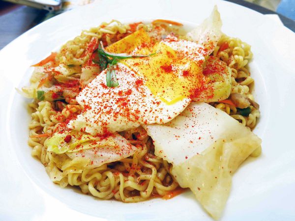 【台北車站】寶舖黃金炙燒吐司-創意吐司輕食料理-台北後火車站