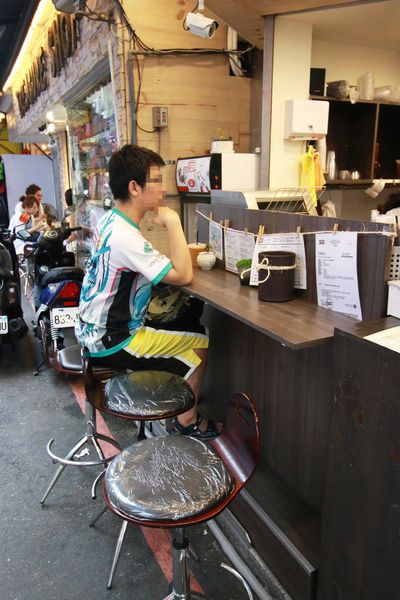 【台北車站】寶舖黃金炙燒吐司-創意吐司輕食料理-台北後火車站