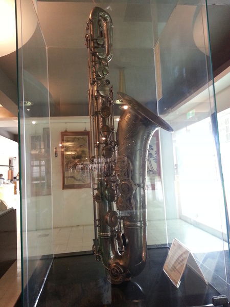 張連昌薩克斯風觀光工廠：[台中][景點]張連昌薩克斯風觀光工廠~台灣薩克斯風始祖