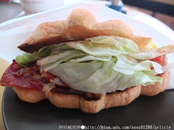 門 DOOR BRUNCH：【美食特搜。屏東市】門 Door Brunch。早午餐餐點氣派又豐富 日式與工業風合併之早餐店