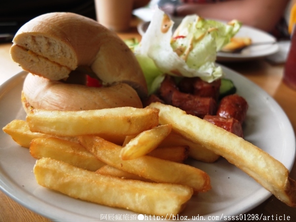 門 DOOR BRUNCH：【美食特搜。屏東市】門 Door Brunch。早午餐餐點氣派又豐富 日式與工業風合併之早餐店