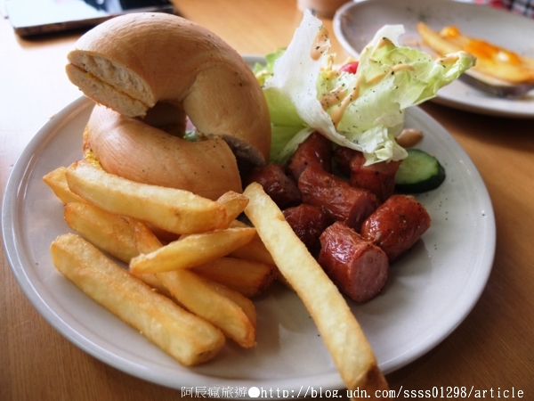 門 DOOR BRUNCH：【美食特搜。屏東市】門 Door Brunch。早午餐餐點氣派又豐富 日式與工業風合併之早餐店