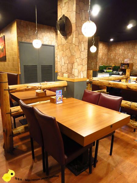 【新莊】牛仔部落火烤厚切牛排-自助平價牛排