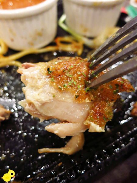 【新莊】牛仔部落火烤厚切牛排-自助平價牛排