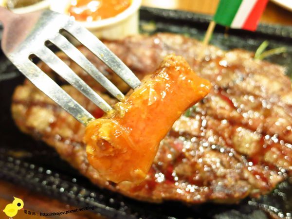 【新莊】牛仔部落火烤厚切牛排-自助平價牛排