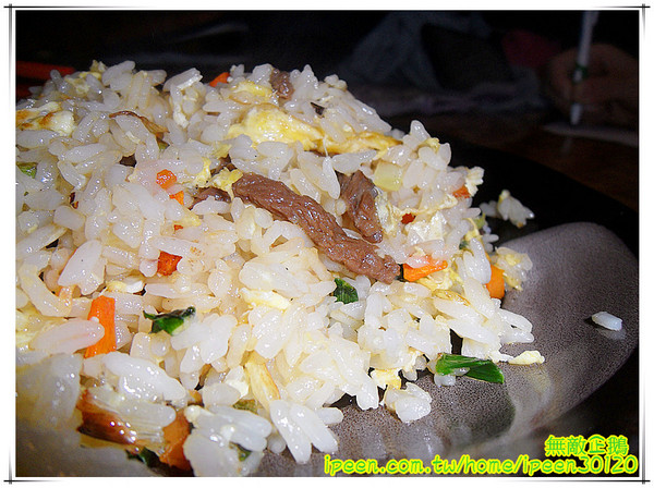 芳鄰小館：【台南-安平區】個人部隊鍋..小鳥胃勿來!! 美味家常麵...等你唷!~《芳鄰小館》