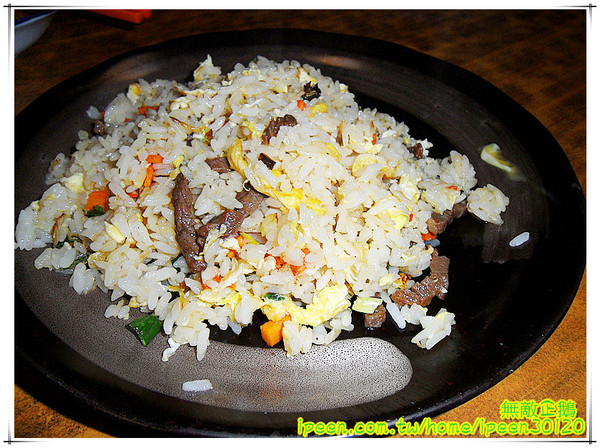 芳鄰小館：【台南-安平區】個人部隊鍋..小鳥胃勿來!! 美味家常麵...等你唷!~《芳鄰小館》